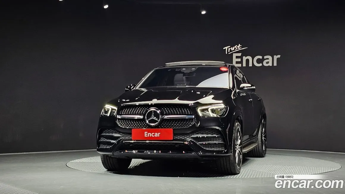 Mercedes-Benz GLE-Class — фото 8