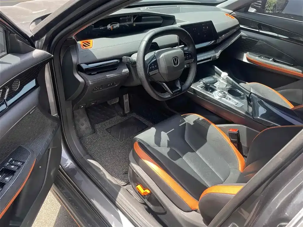 Changan UNI-V 2022 из CN, фото 5