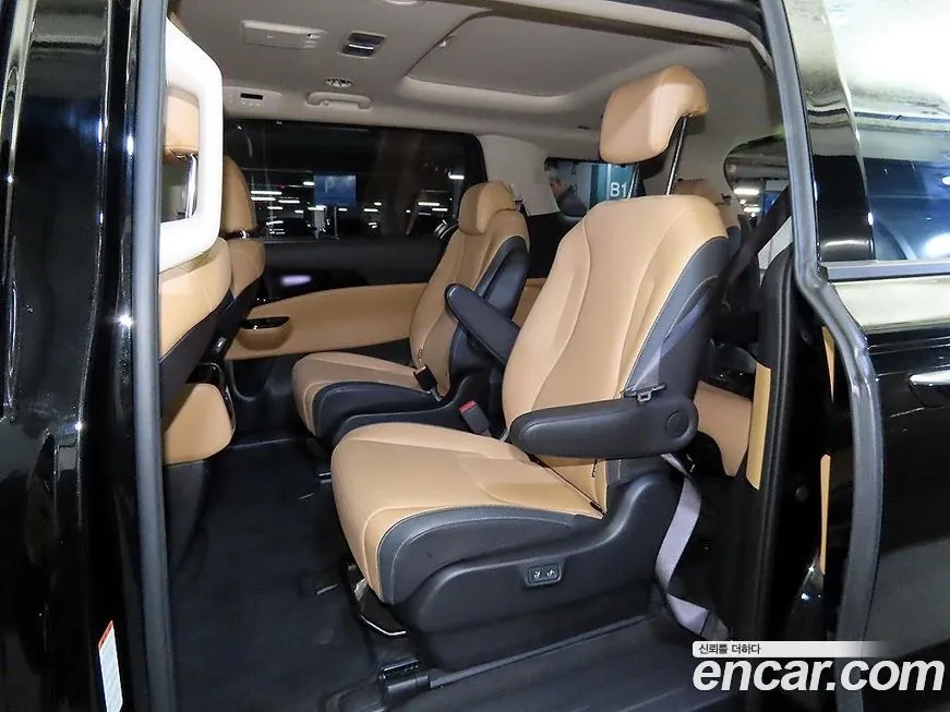 Kia Carnival — фото 2
