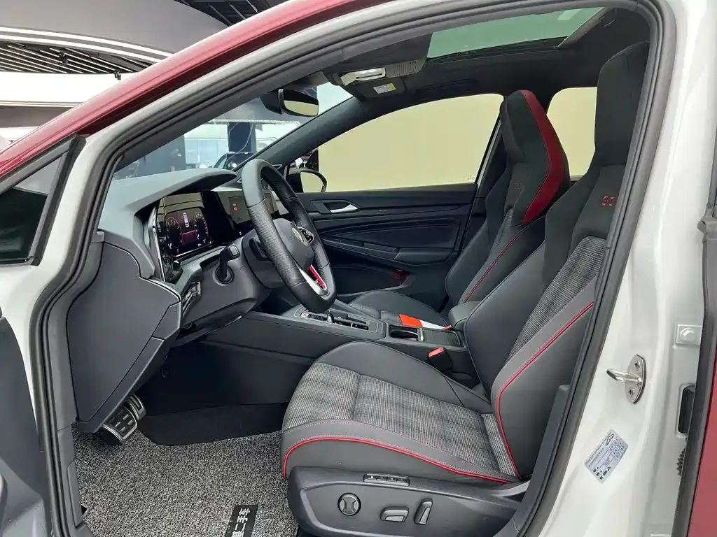 Volkswagen Golf GTI 2021 из CN, фото 9