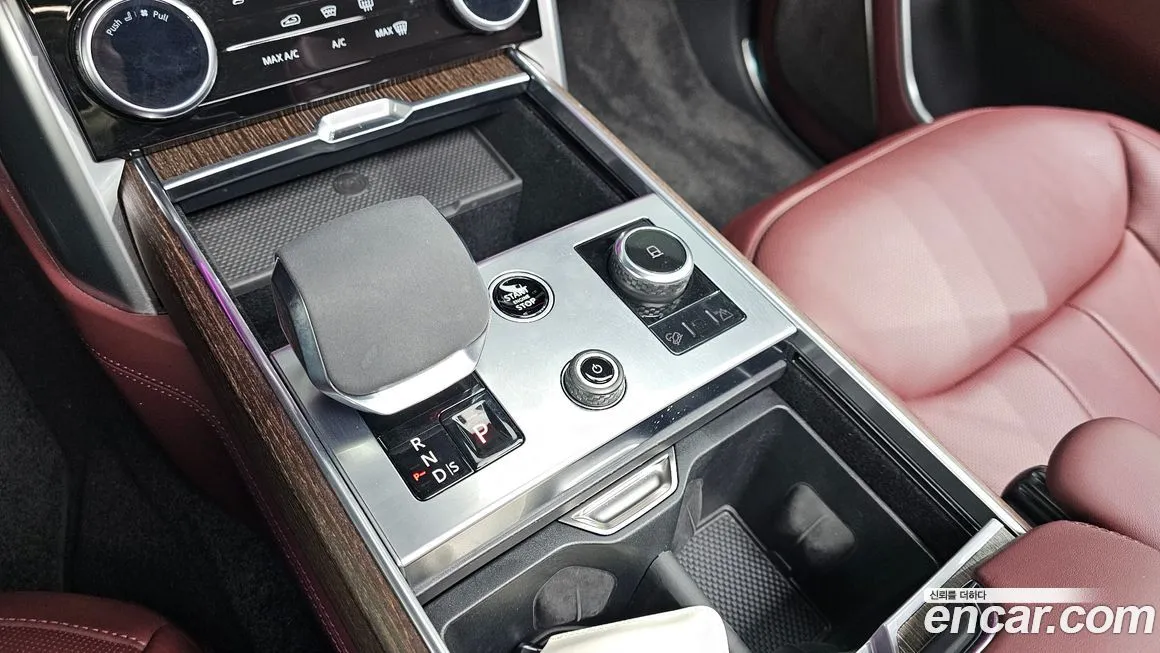 Land Rover Range Rover 2023 из KR, фото 10