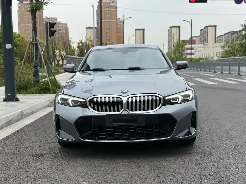 BMW 3 Series 2023 из CN, фото 8