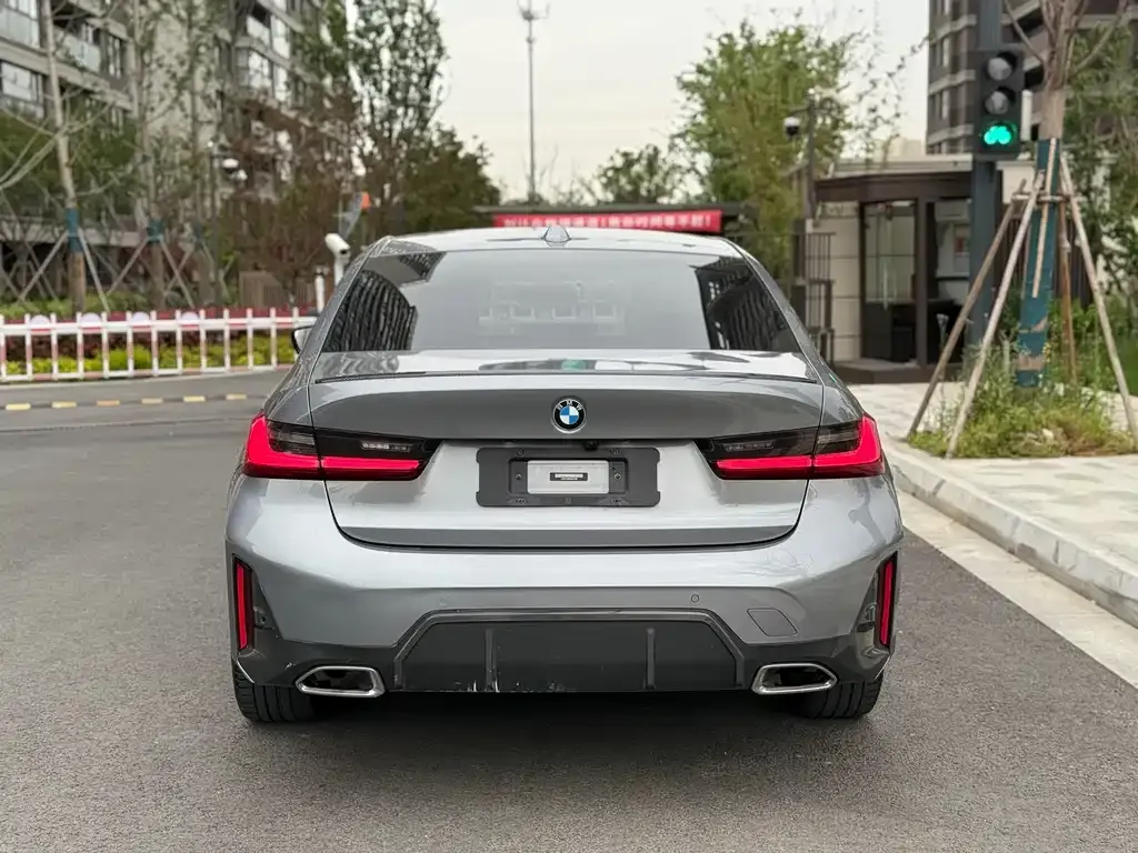 BMW 3 Series 2023 из CN, фото 6