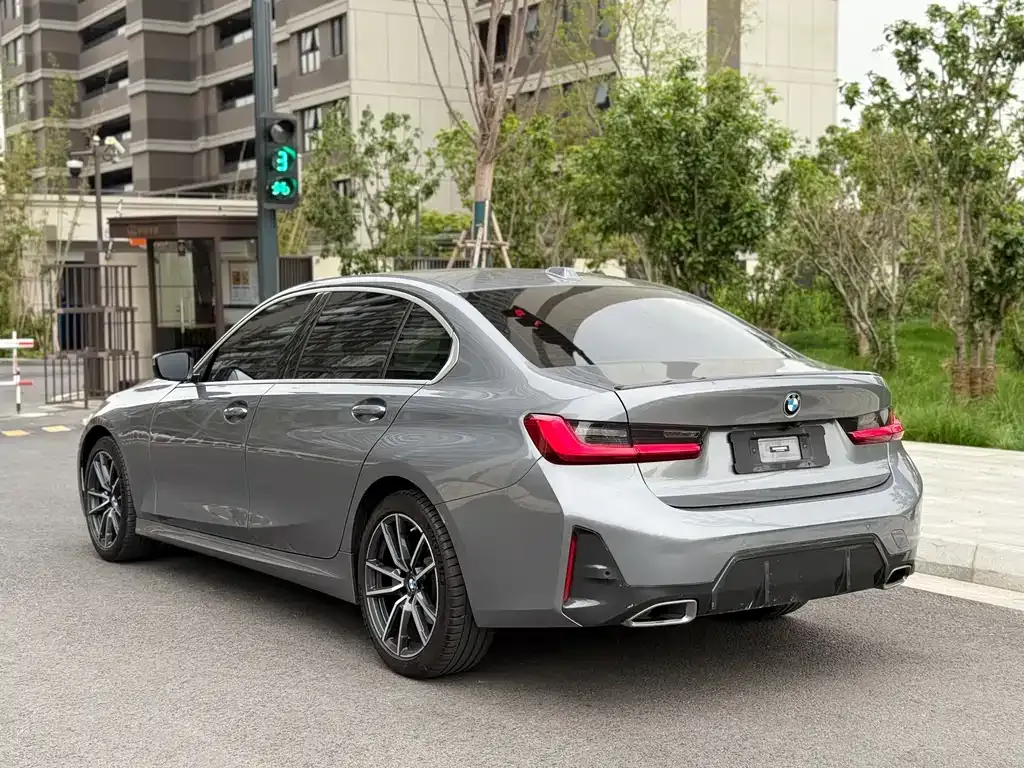 BMW 3 Series 2023 из CN, фото 10