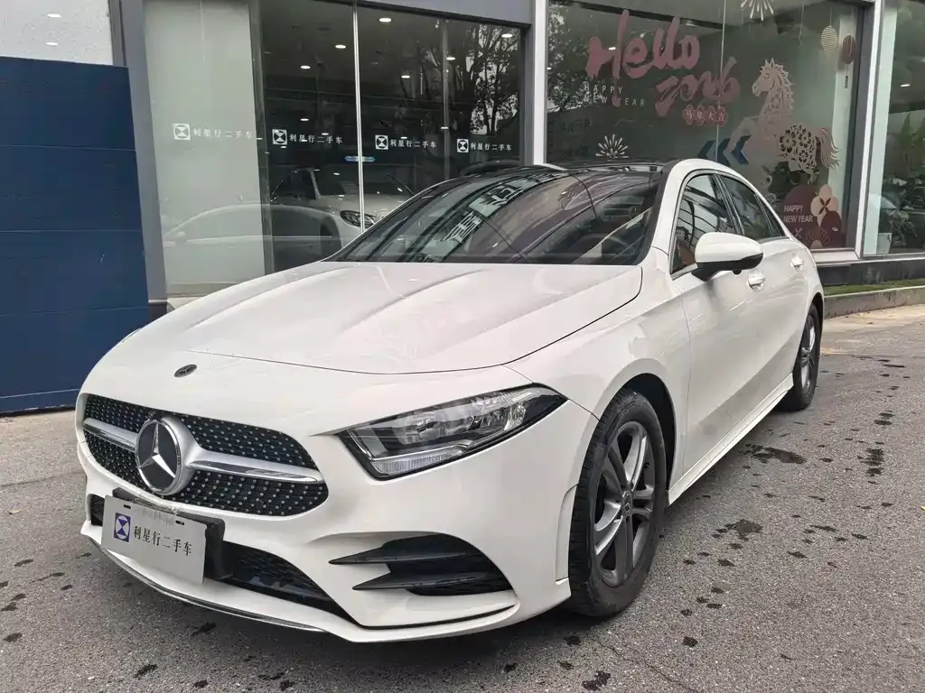 Mercedes-Benz A-Class — фото 1