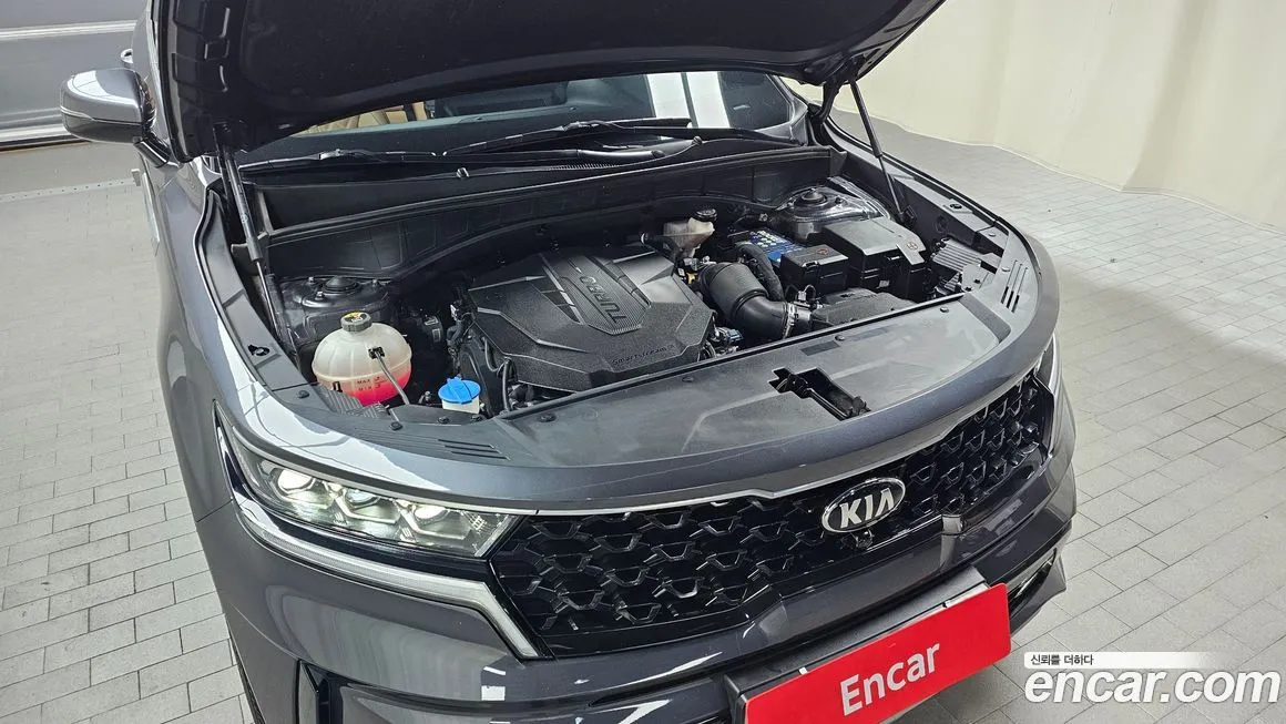 Kia Sorento — фото 7