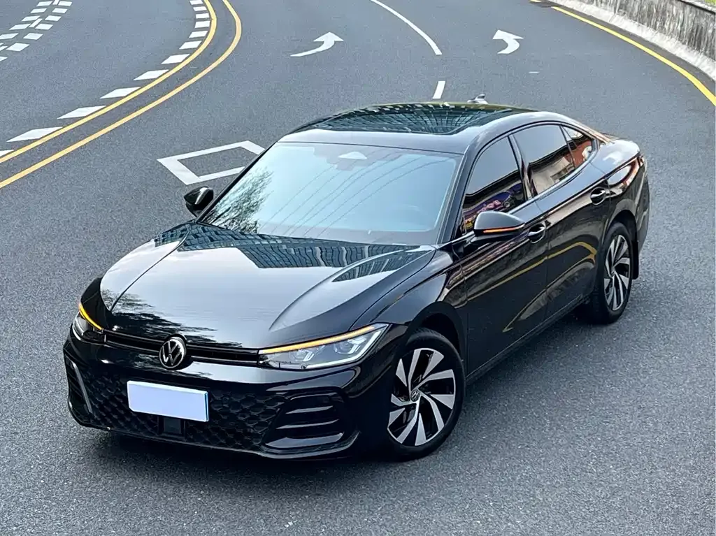 Volkswagen Passat — фото 1