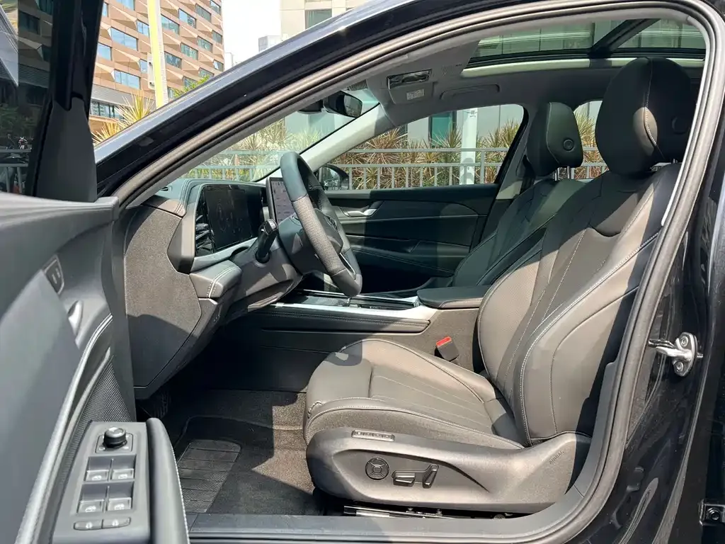 Volkswagen Passat — фото 5