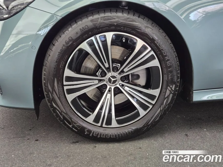 Mercedes-Benz E-Class 2025 из KR, фото 8