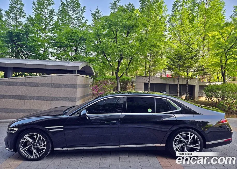 Genesis G90 2023 из KR, фото 9