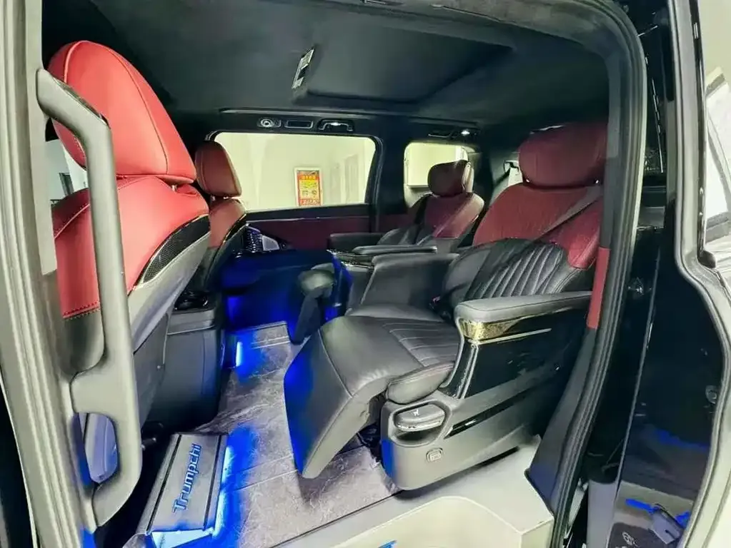 GAC Motor Trumpchi M8 — фото 9
