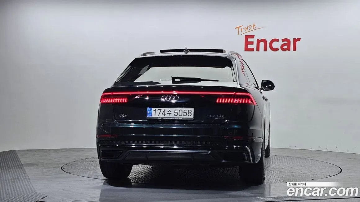 Audi Q8 2021 из KR, фото 2