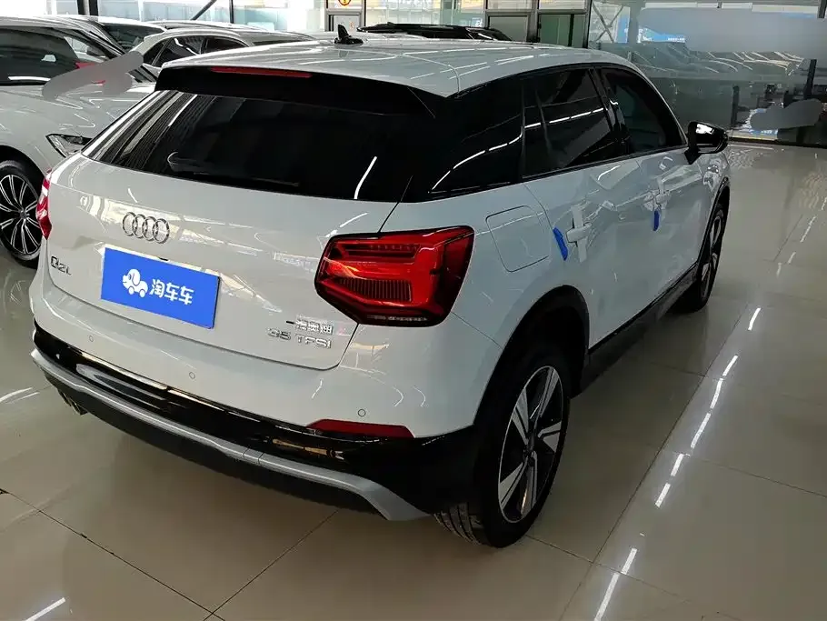 Audi Q2L 2021 из CN, фото 9