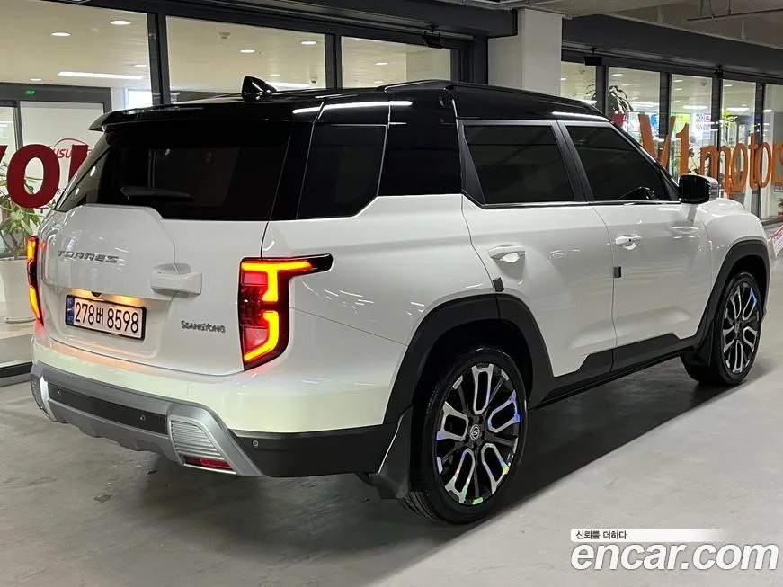 KG Mobility (Ssangyong) Torres — фото 10