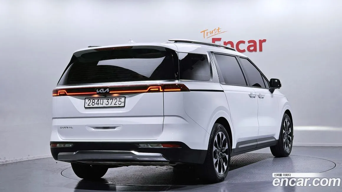 Kia Carnival 2023 из KR, фото 6