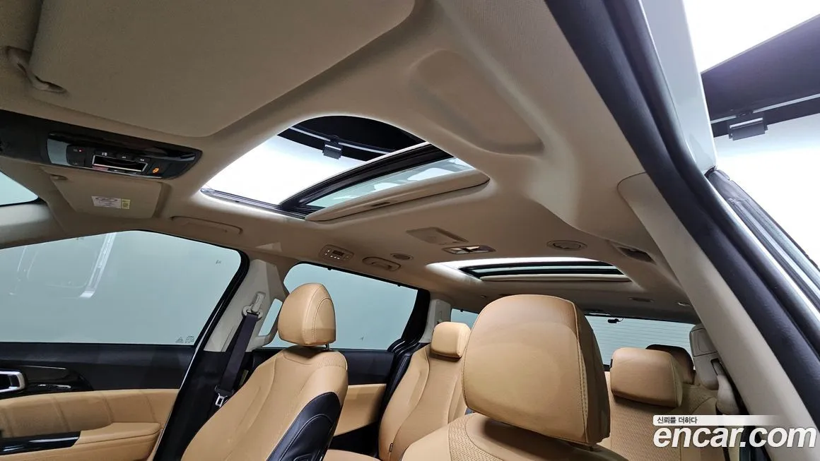 Kia Carnival 2023 из KR, фото 4