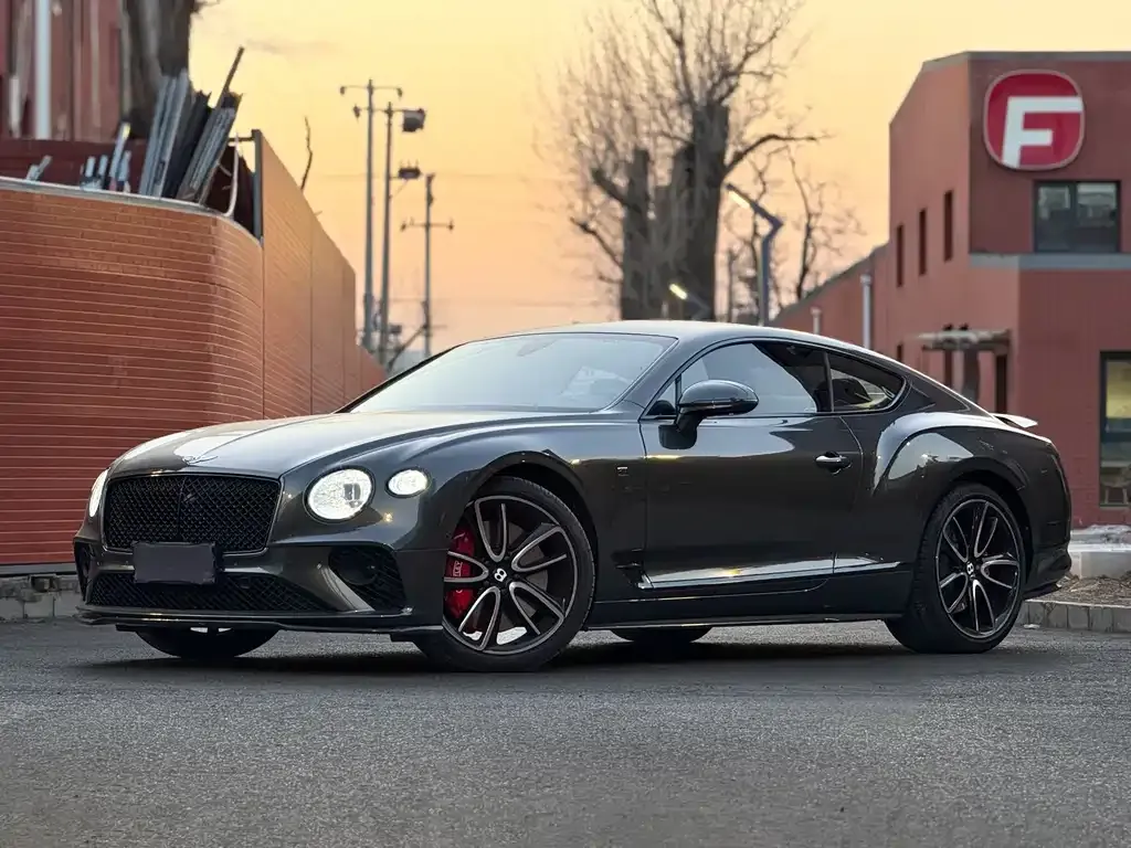 Bentley Continental — фото 1
