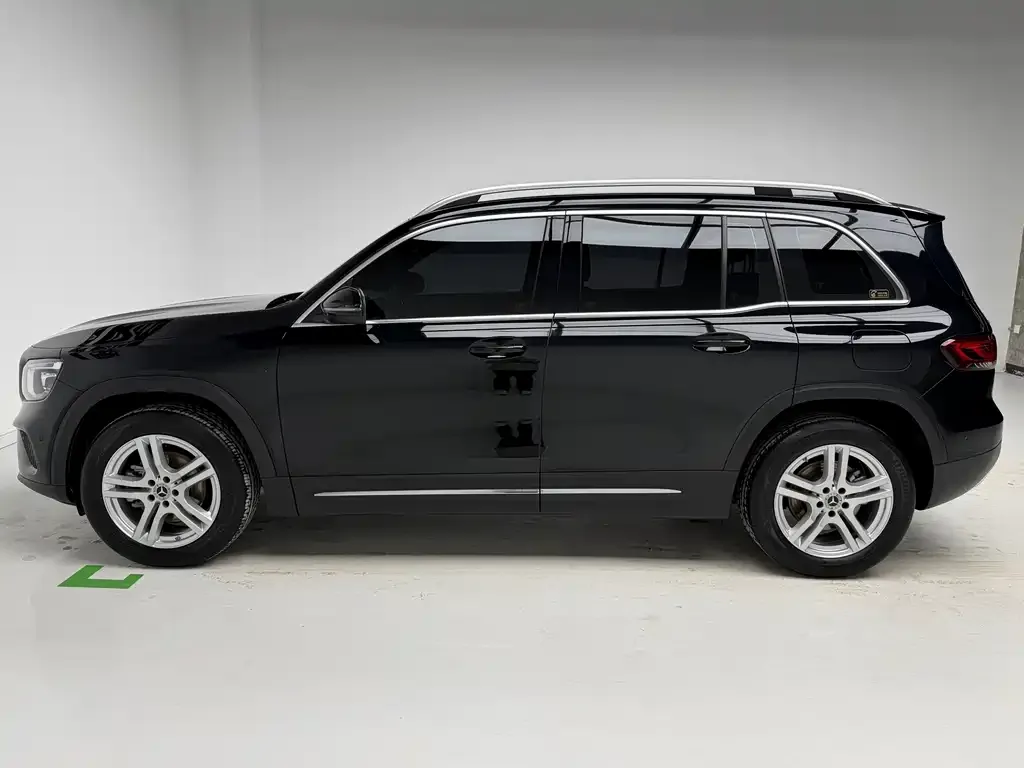 Mercedes-Benz GLB 2023 из CN, фото 8