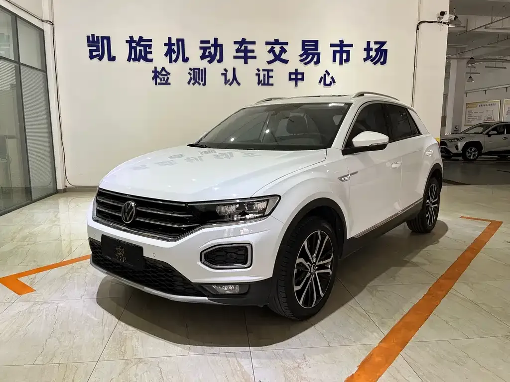 Volkswagen T-Roc 2022 из CN, фото 1
