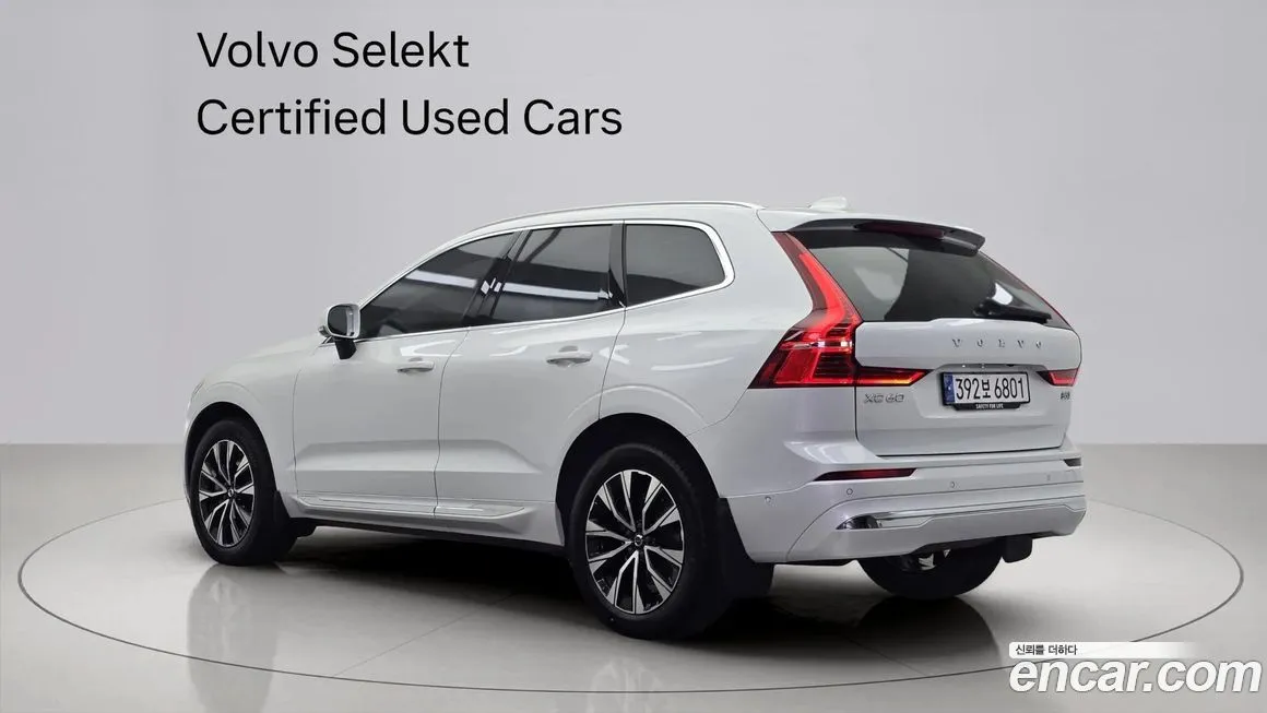 Volvo XC60 — фото 6