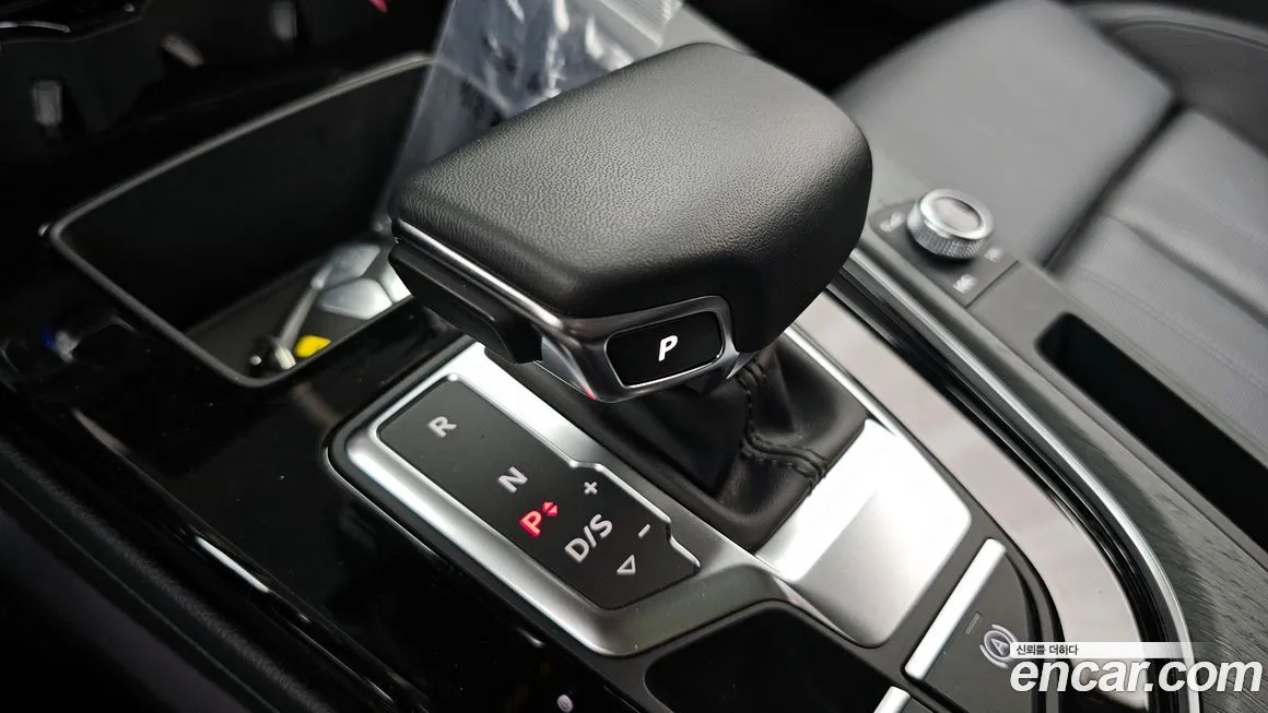 Audi A4 2023 из KR, фото 3