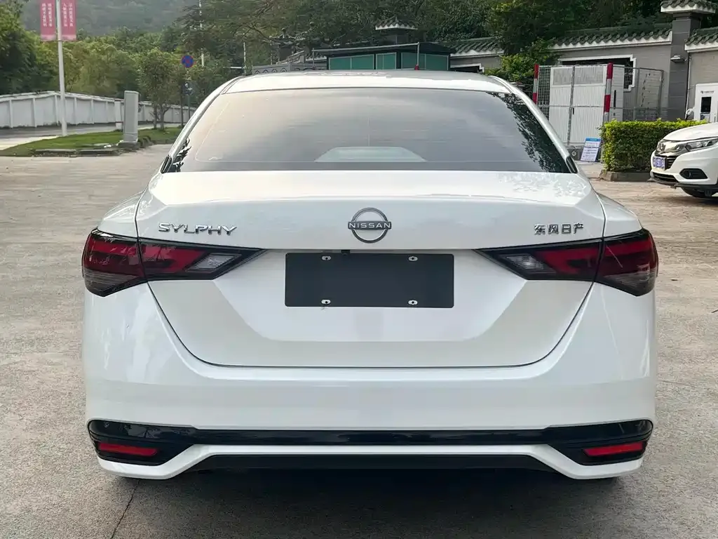 Nissan Sylphy — фото 5