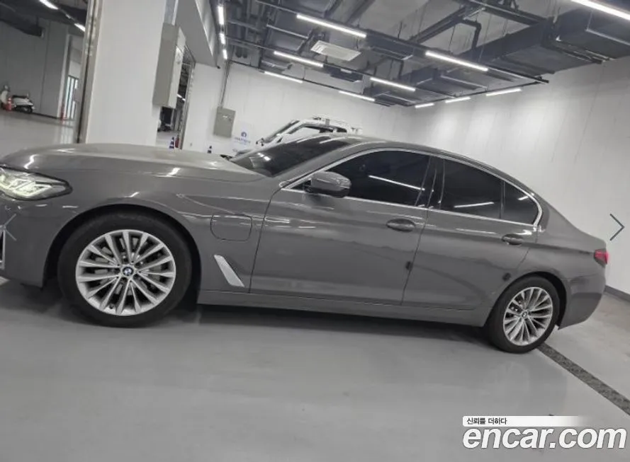 BMW 5-Series 2021 из KR, фото 4