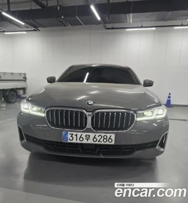BMW 5-Series 2021 из KR, фото 1