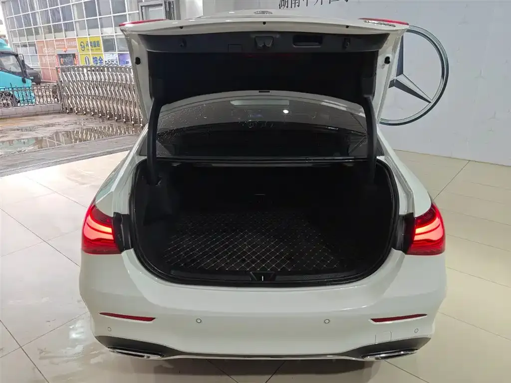 Mercedes-Benz A-Class 2024 из CN, фото 9