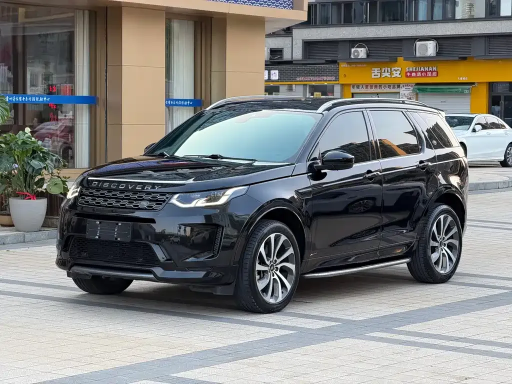 Land Rover Discovery Sport — фото 1