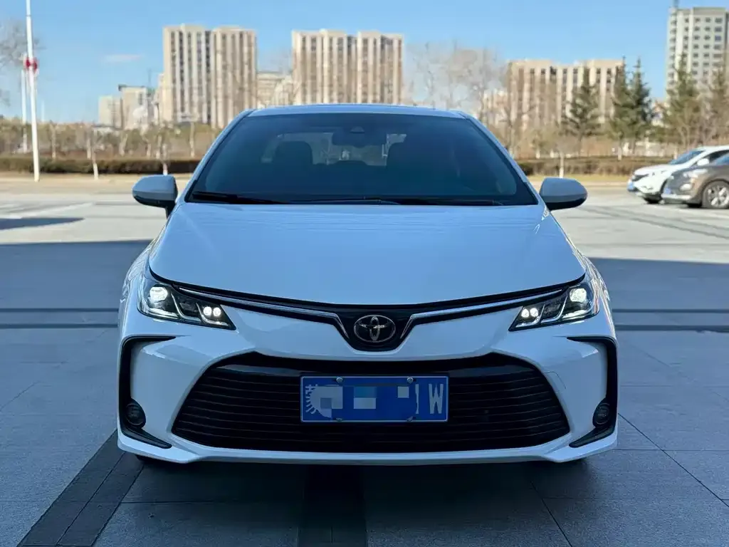 Toyota Corolla 2025 из CN, фото 2