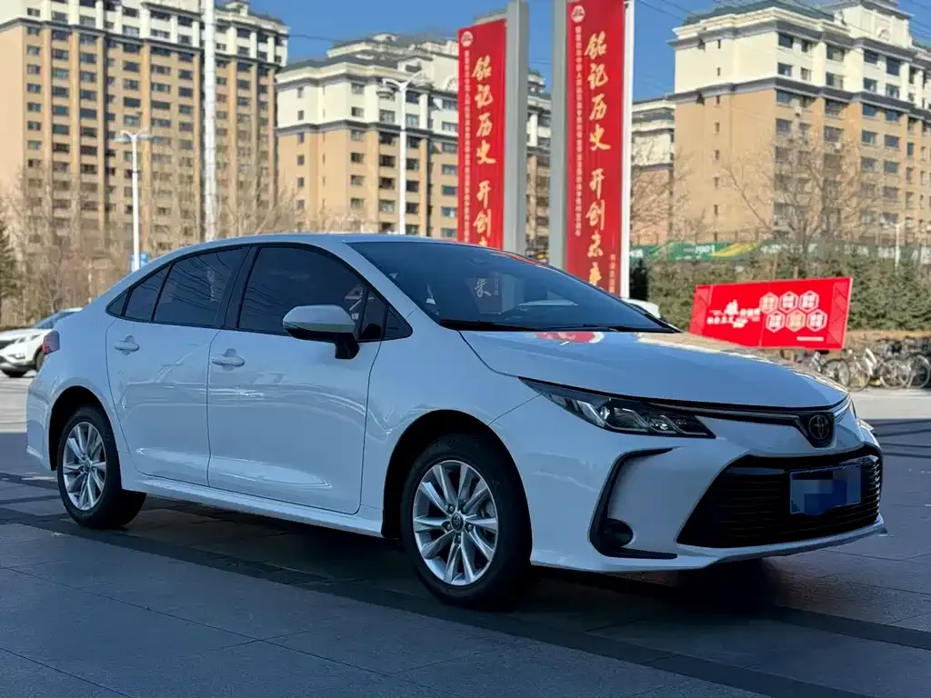 Toyota Corolla 2025 из CN, фото 3