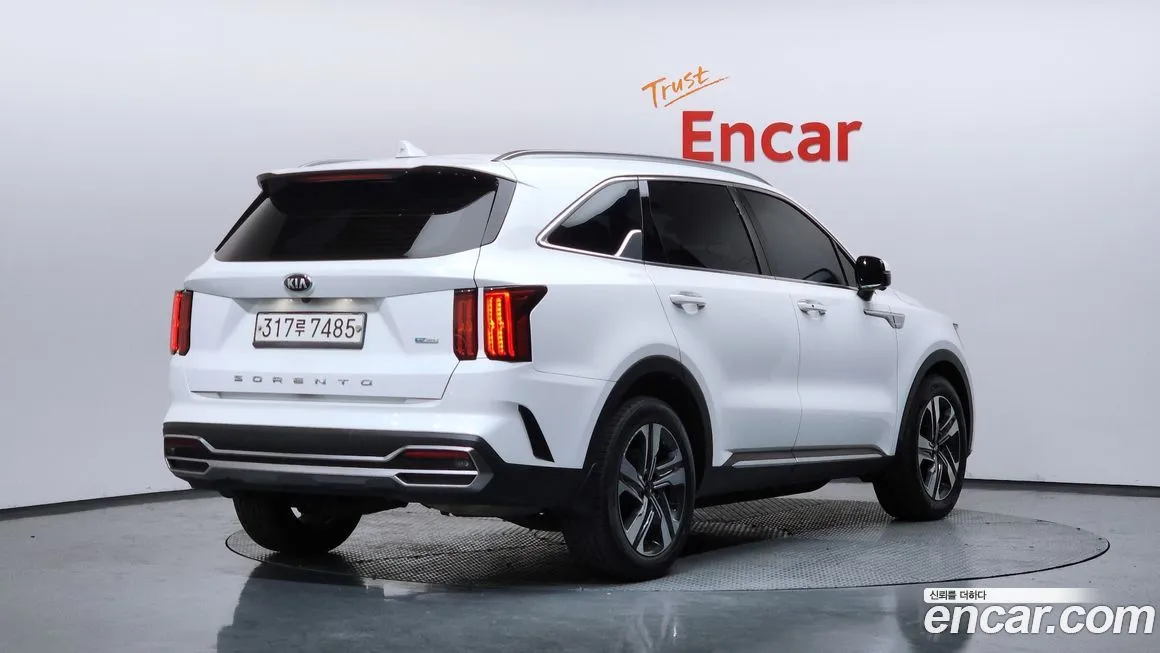 Kia Sorento — фото 6