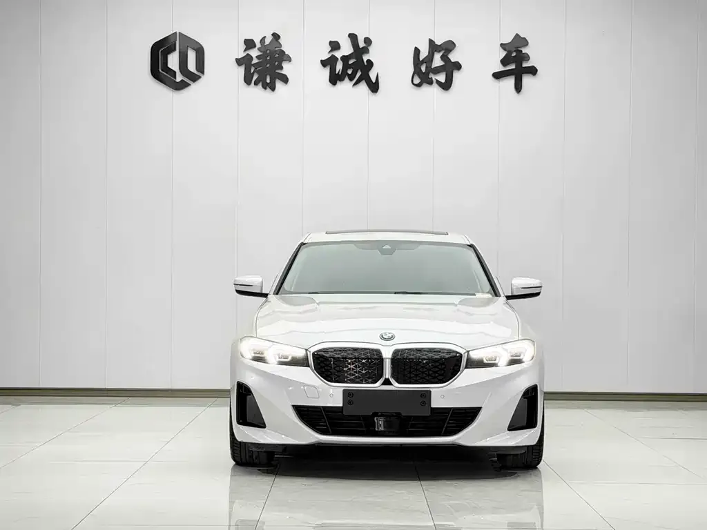 BMW i3 2025 из CN, фото 3