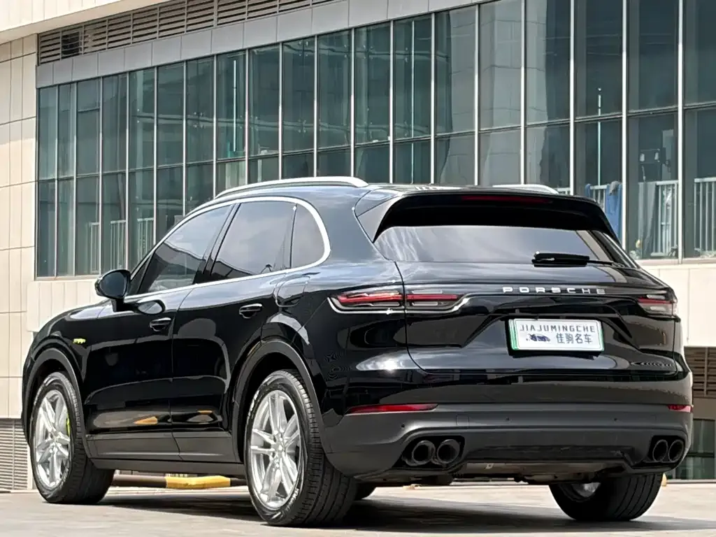Porsche Cayenne Hybrid 2023 из CN, фото 8
