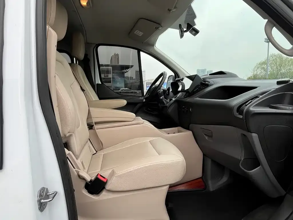 Ford Transit 2022 из CN, фото 8