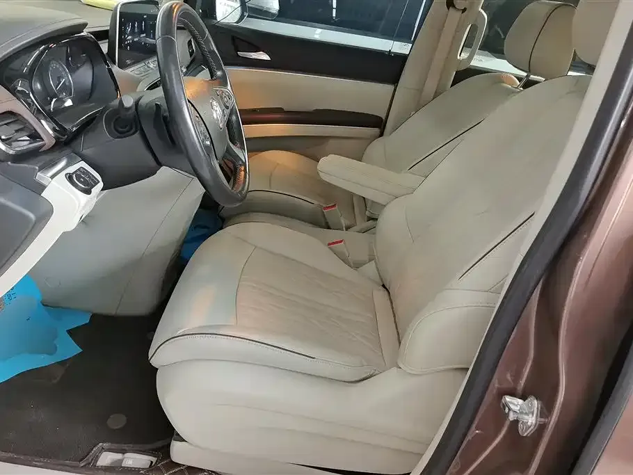 Buick GL8 2022 из CN, фото 4