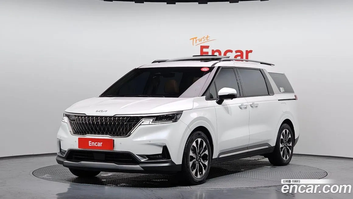 Kia Carnival 2023 из KR, фото 1