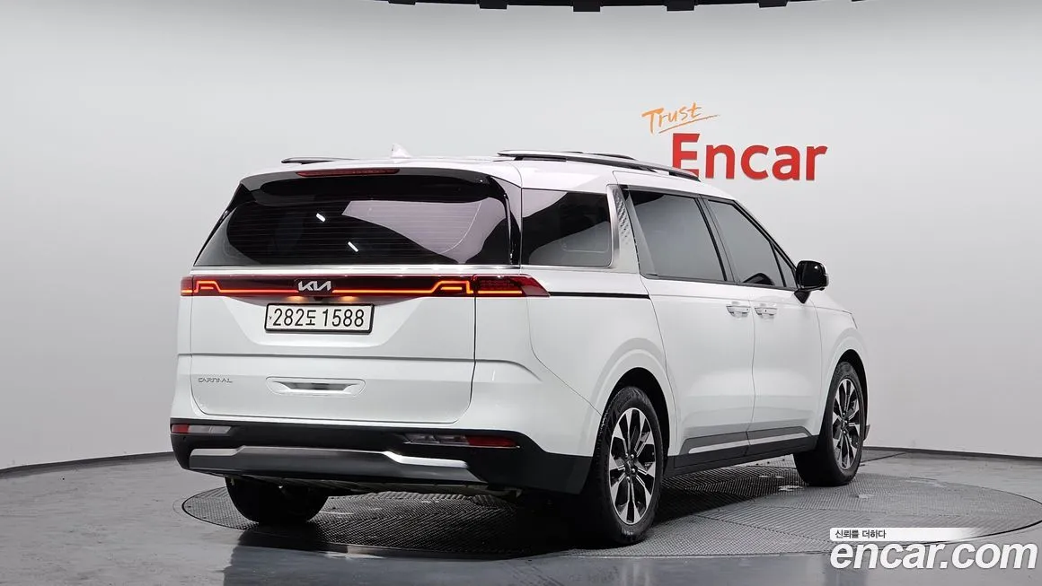 Kia Carnival 2023 из KR, фото 4
