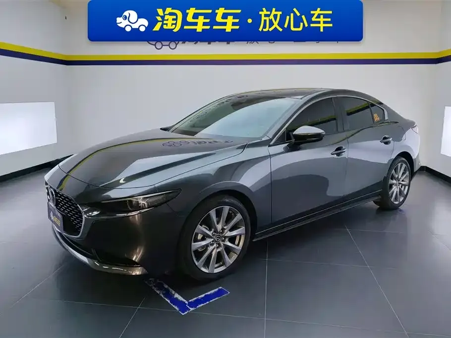 Mazda 3 Axela 2024 из CN, фото 1