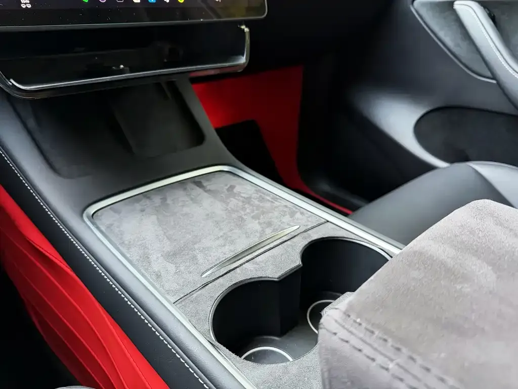 Tesla Model Y 2023 из CN, фото 6