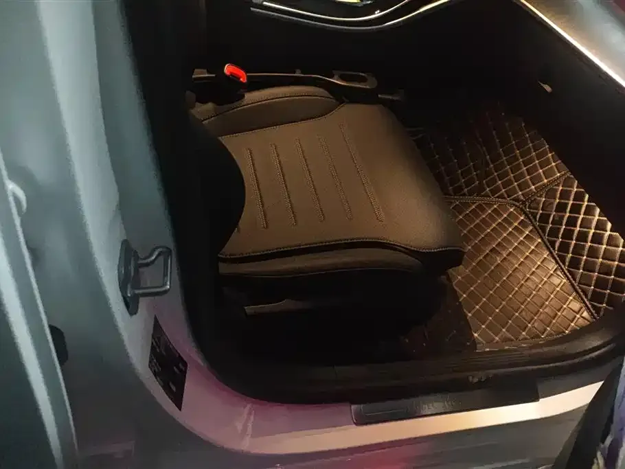 Mercedes-Benz C-Class 2025 из CN, фото 5