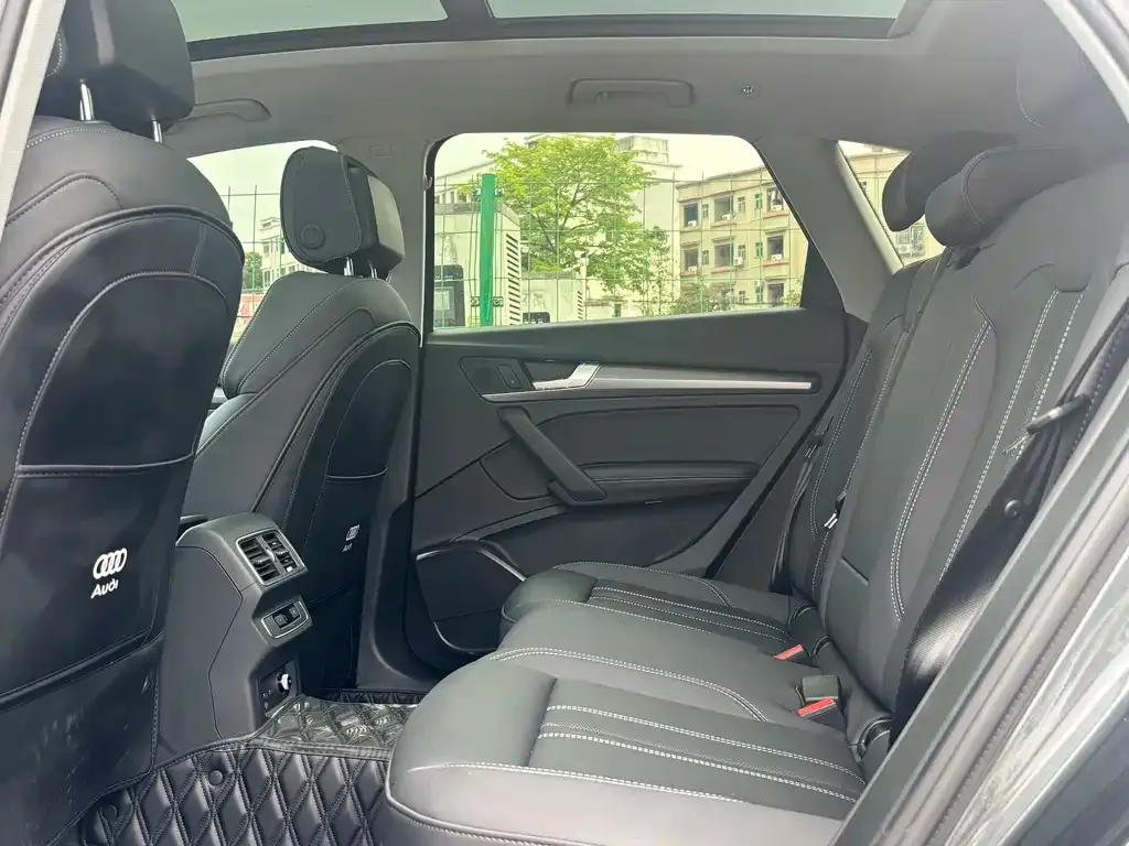 Audi Q5L 2022 из CN, фото 3
