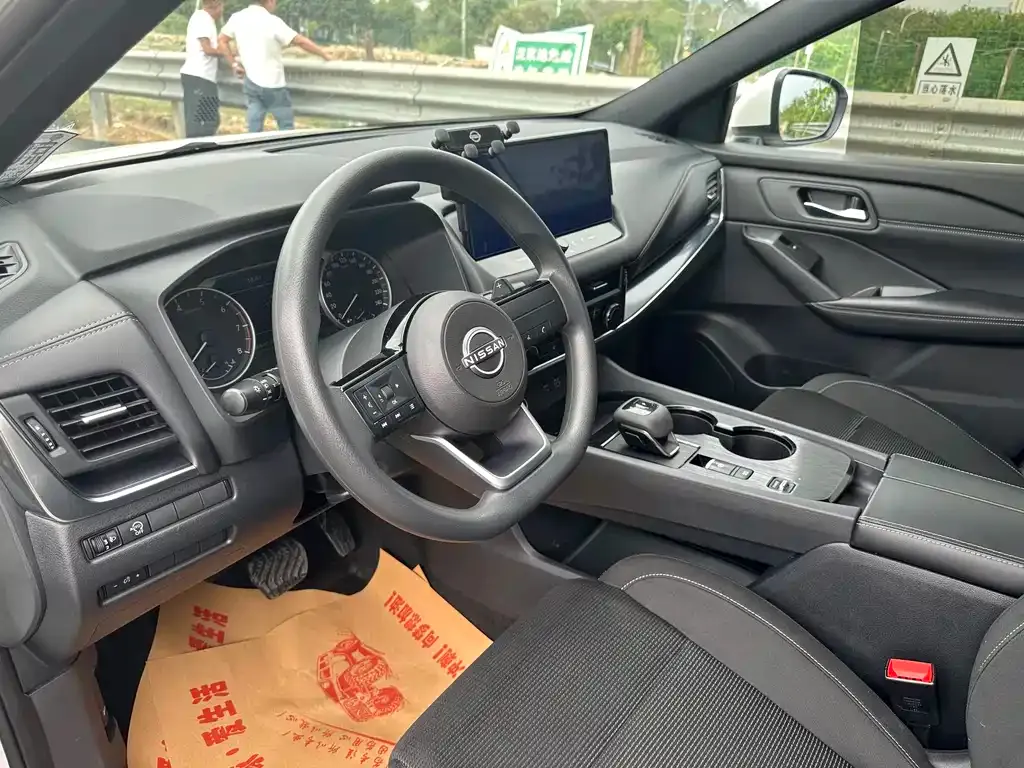 Nissan Qashqai 2023 из CN, фото 3