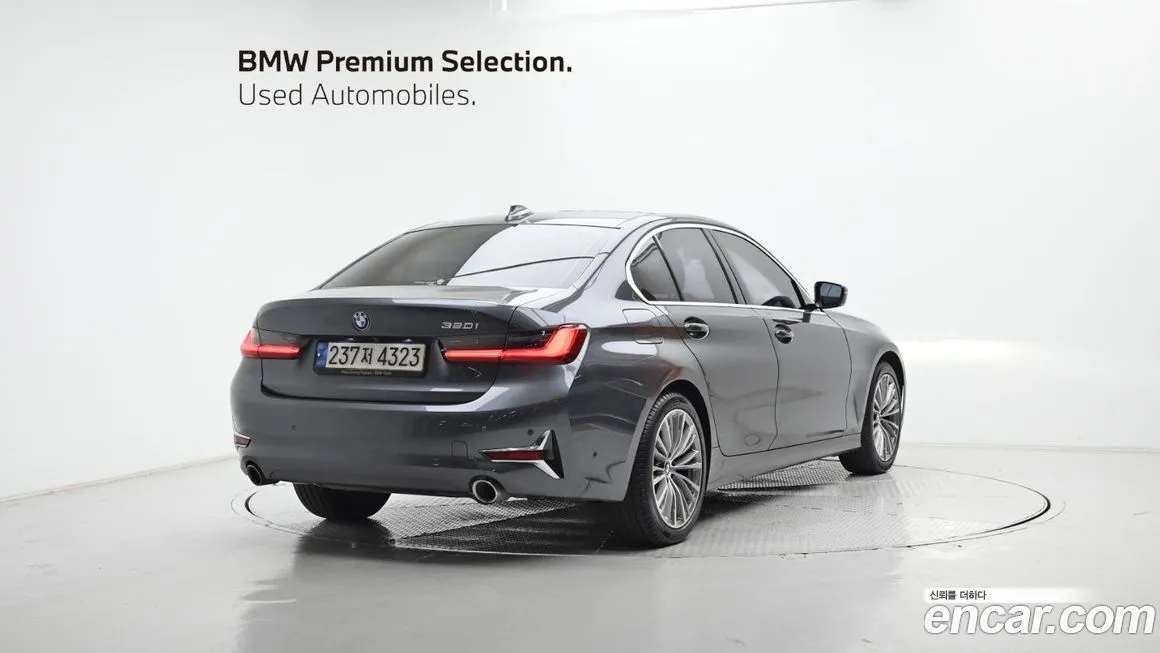 BMW 3-Series 2021 из KR, фото 2