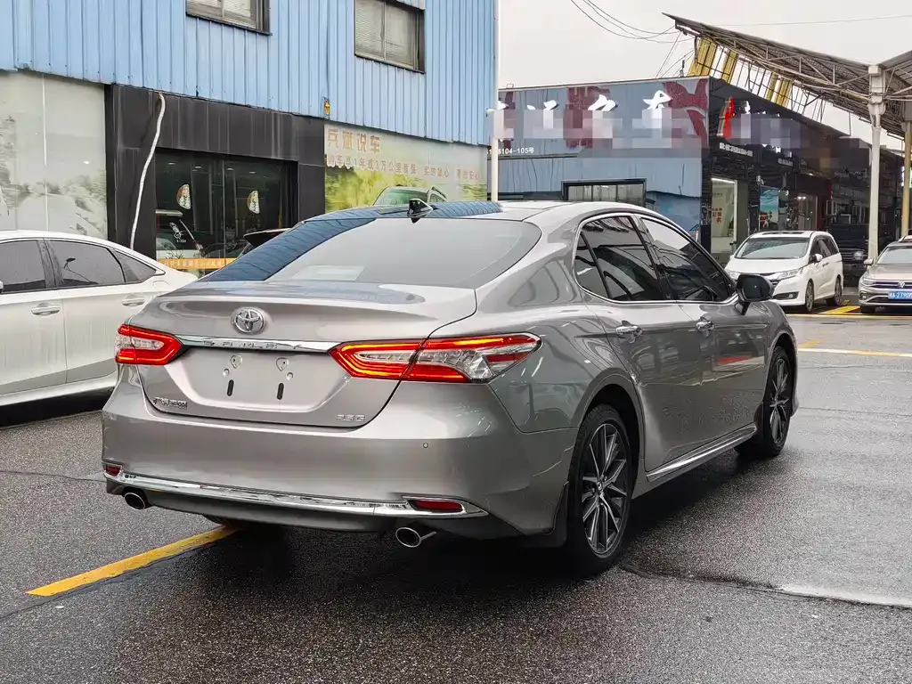 Toyota Camry 2024 из CN, фото 10