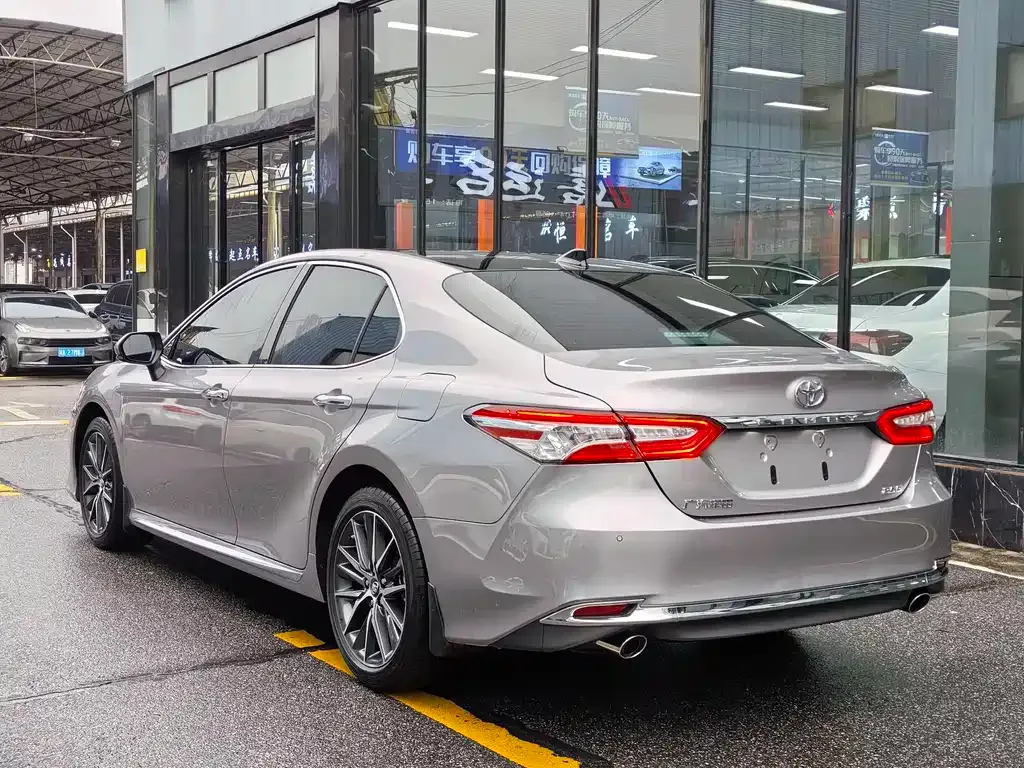 Toyota Camry 2024 из CN, фото 8