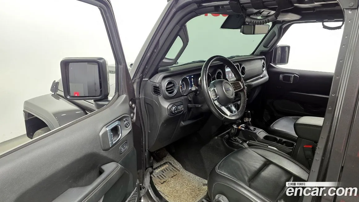 Jeep Wrangler 2021 из KR, фото 10