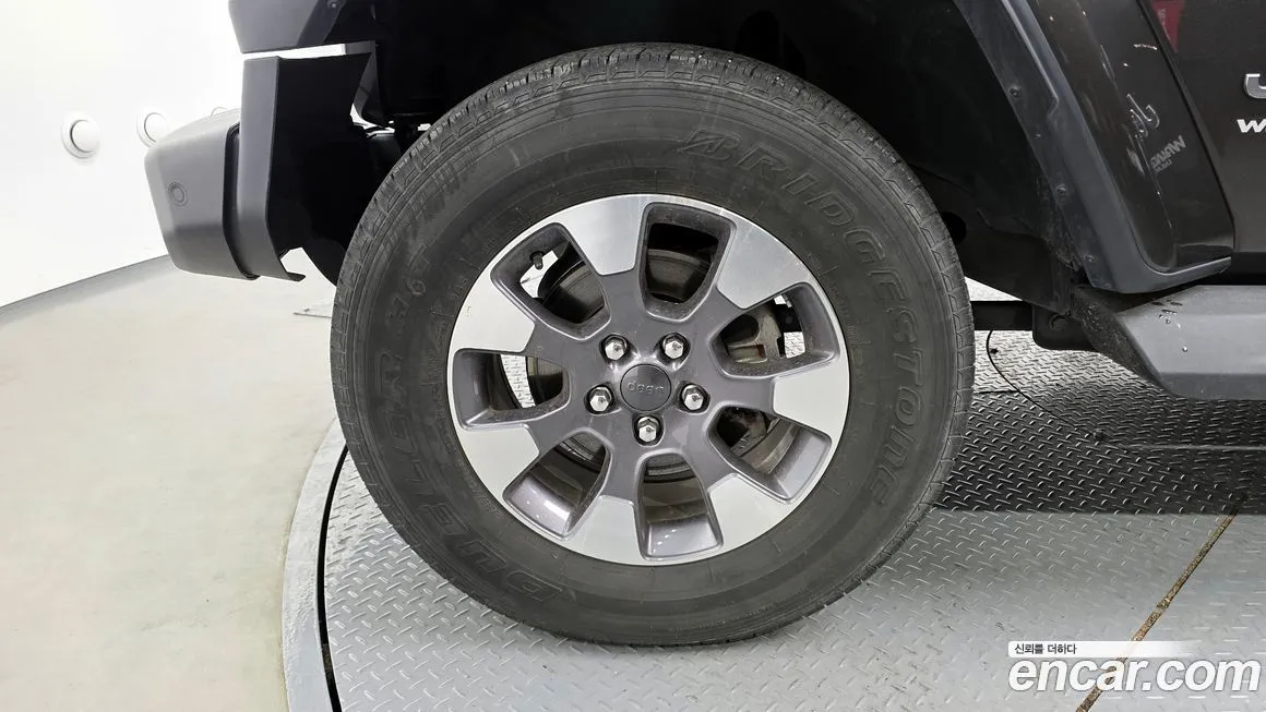 Jeep Wrangler 2021 из KR, фото 6