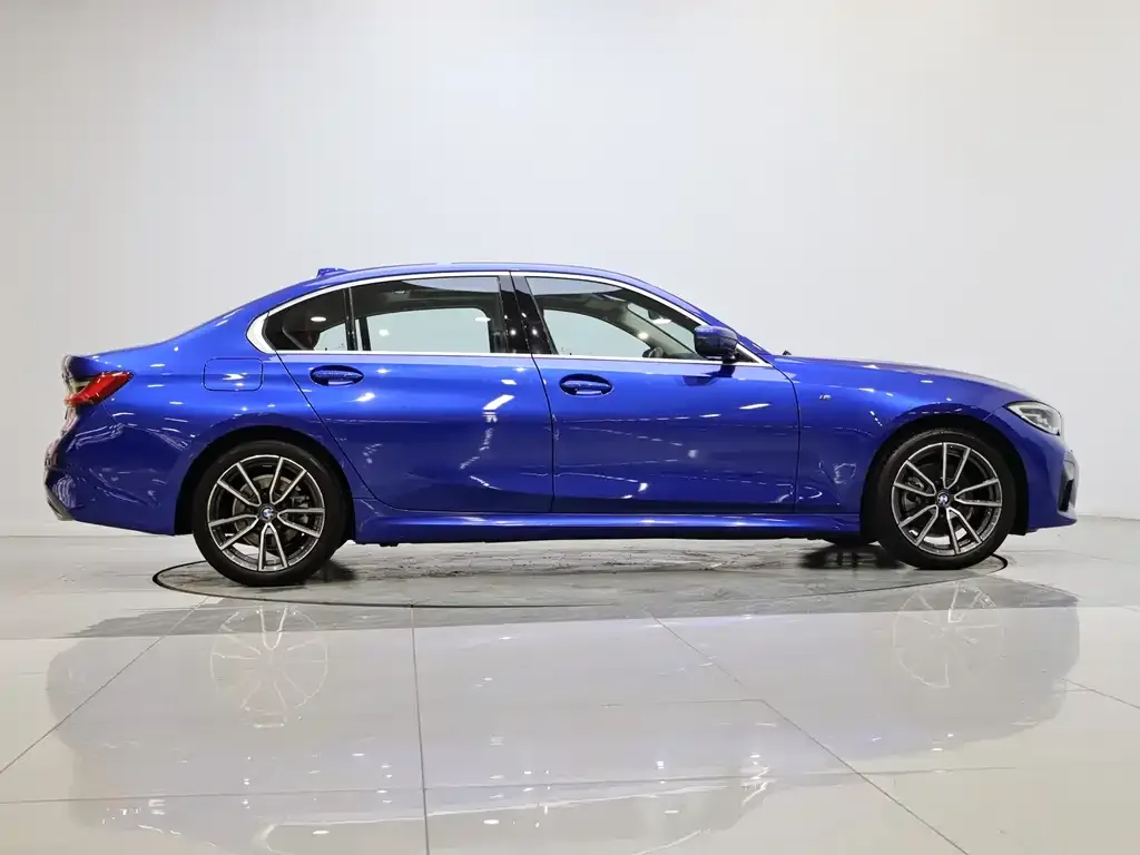 BMW 3 Series 2021 из CN, фото 6